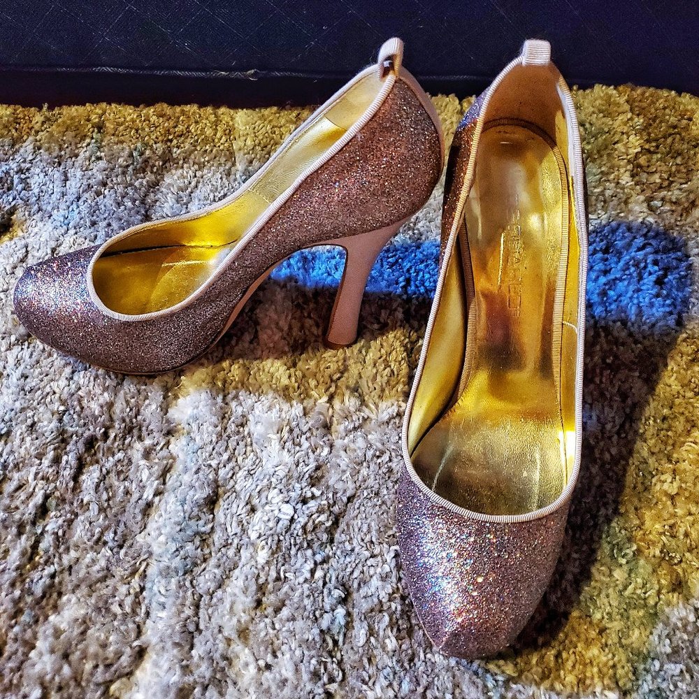 Dsquard2 Blush Sequin Pumps